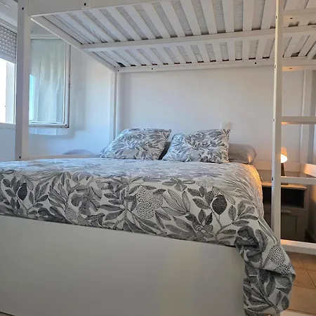 Apartment Louane 83 *